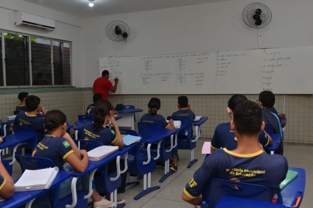 Prefeitura de Palmas alerta sobre a importância de manter a frequência escolar dos estudantes