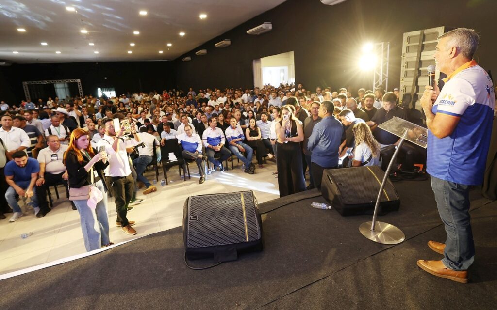 Doação de lote para associação de vereadores avança com apoio de Amélio Cayres