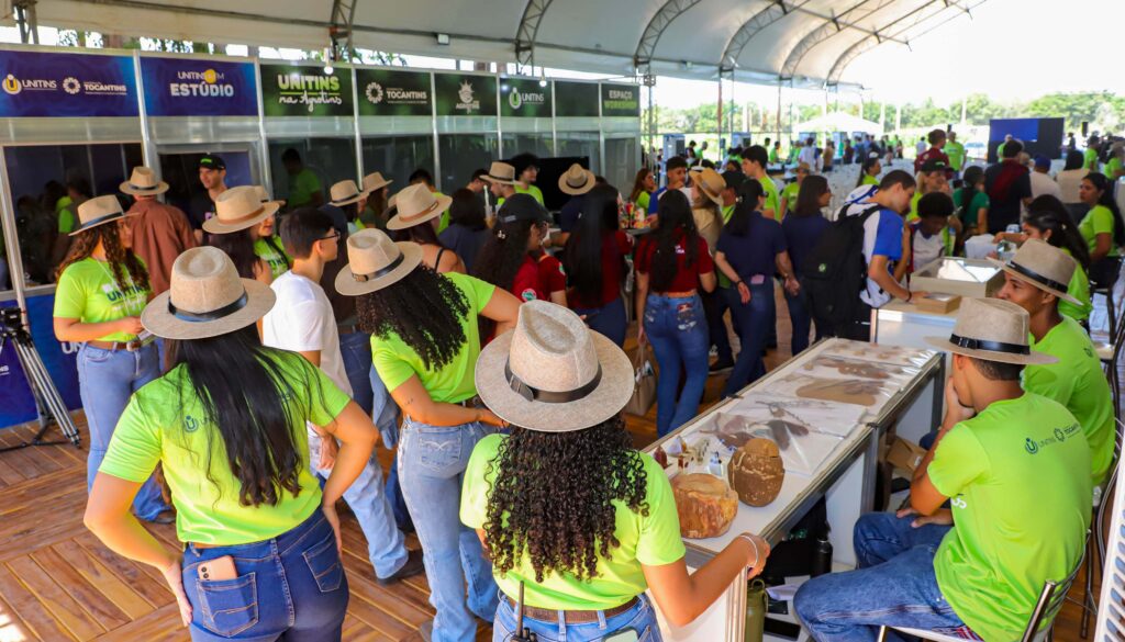 Primeiro dia da Agrotins 2026 reúne inovação e networking no Tocantins