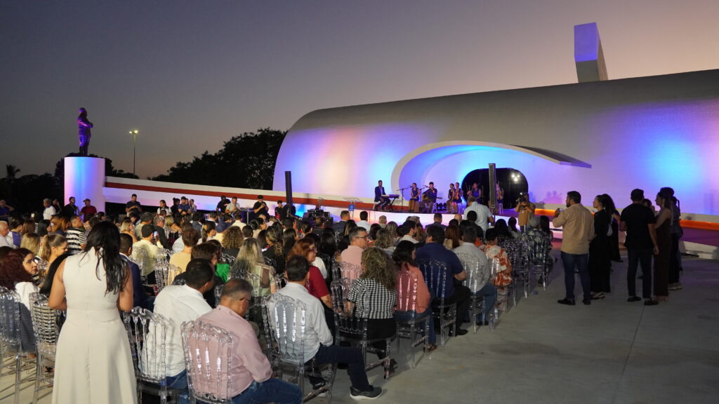 Memorial Coluna Prestes é reaberto após revitalização e volta a receber visitantes em Palmas