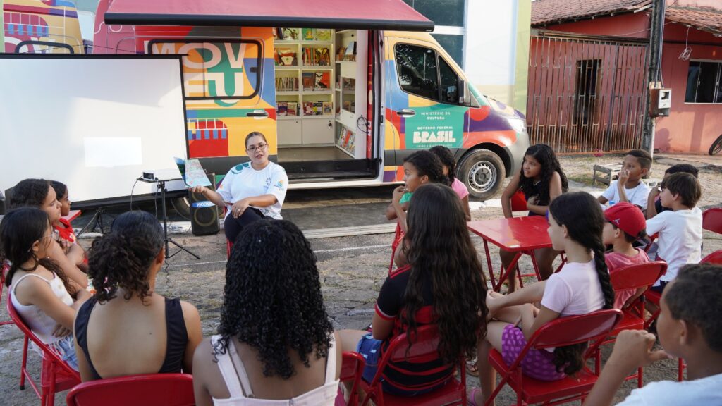 MovCEU e Conecta Jovem promovem inclusão cultural e tecnológica no norte do Tocantins