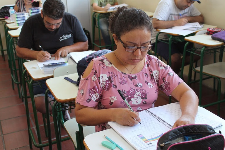 Brasil registra menor taxa de analfabetismo da última década