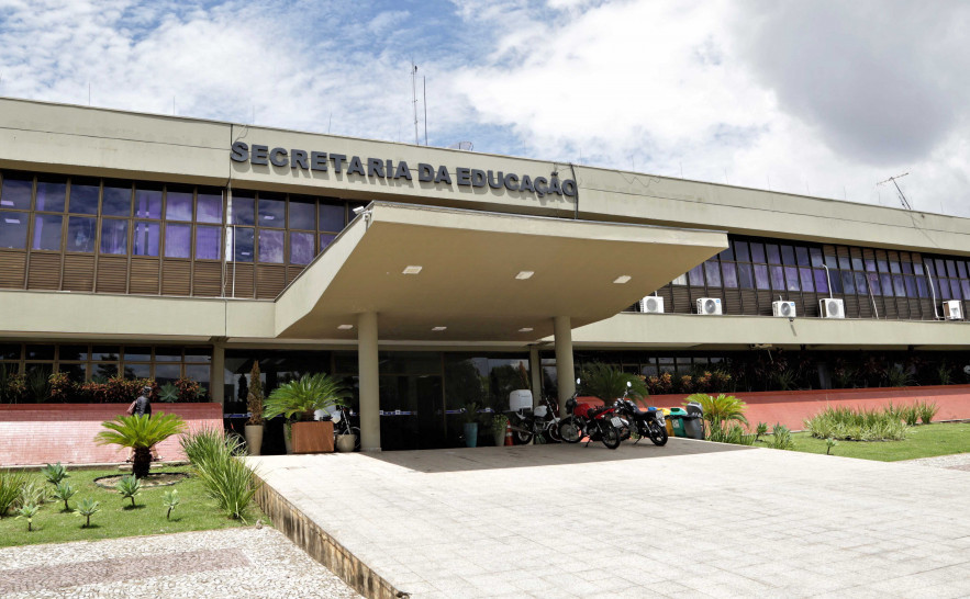 Governo avança nas convocações do concurso da Educação com novo chamamento de 221 aprovados