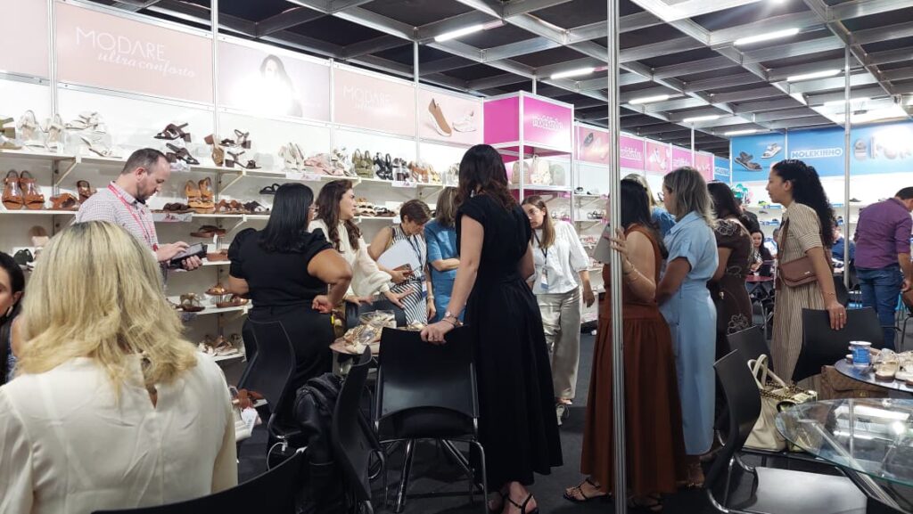 Palmas recebe a 21ª edição da Palmas Shoes + Fashion com novidades do setor