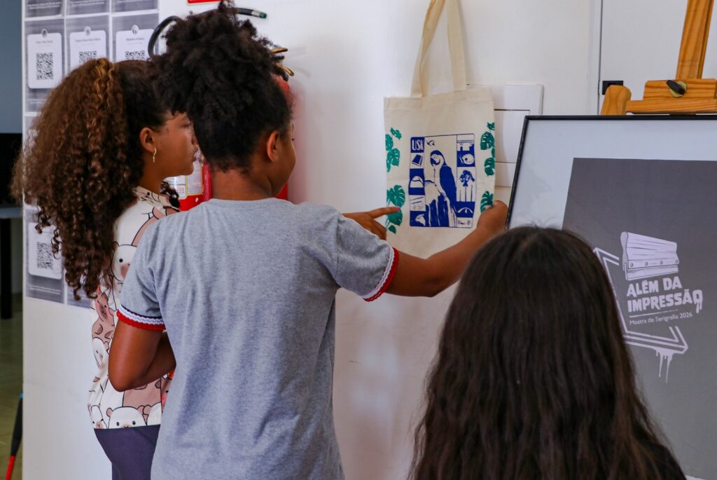 Mostra de serigrafia segue aberta para visitação gratuita no Espaço Mais Cultura