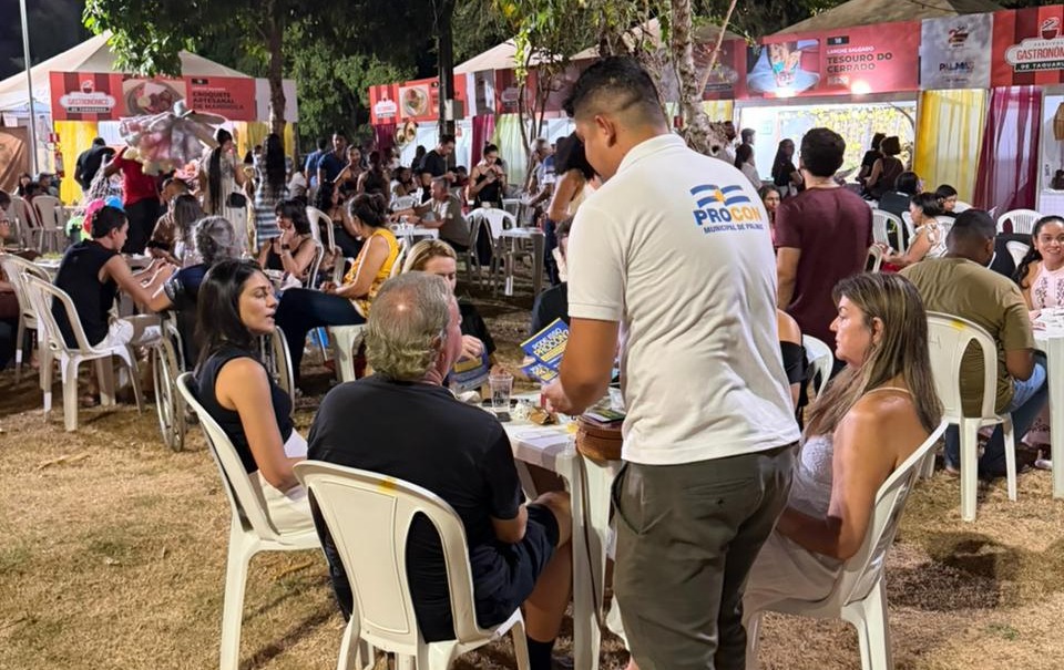 Procon Palmas orienta consumidores e comerciantes durante o Festival Gastronômico de Taquaruçu